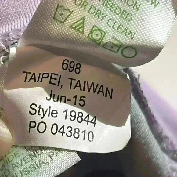 Lilly Pulitzer Luxletic Weekender Lilly’s Lagoon Capris Leggings Pants XS - Picture 9 of 11